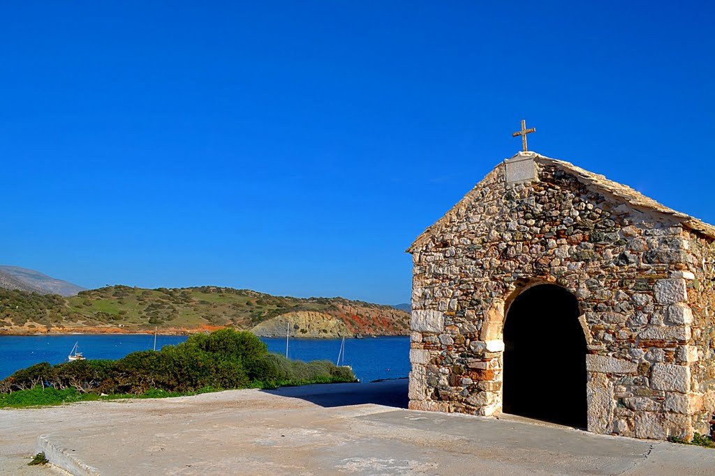 Agios Nikolaos, Anavyssos by Mapio